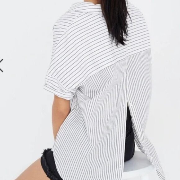 Madewell Courier Button-Back Shirt in Stripe-Play - Picture 4 of 5